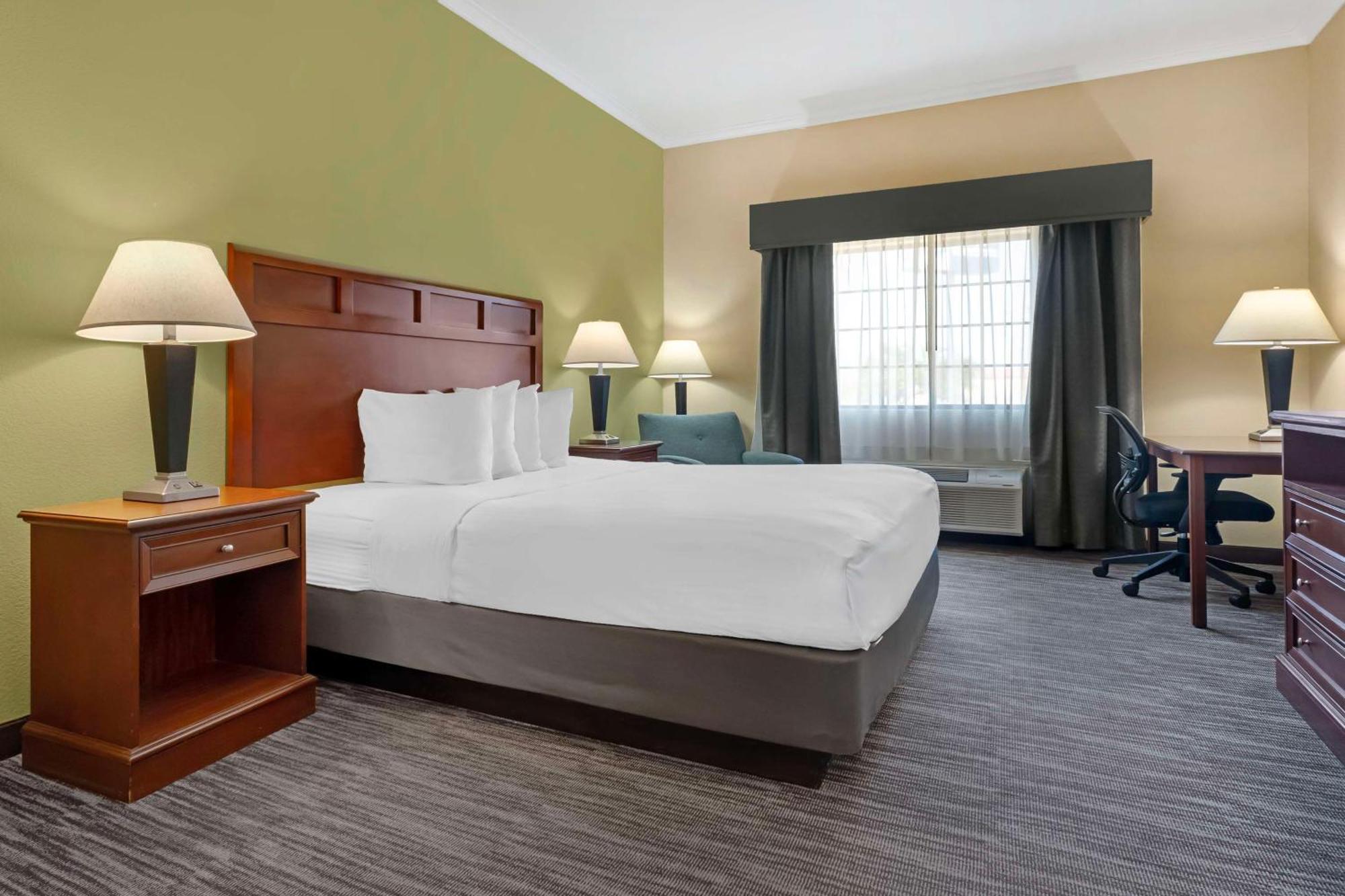 Best Western Hebbronville Inn Екстериор снимка